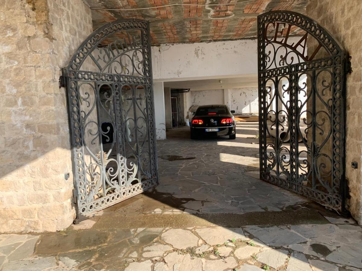 Villa Celaj “The Castle” Krujë Extérieur photo